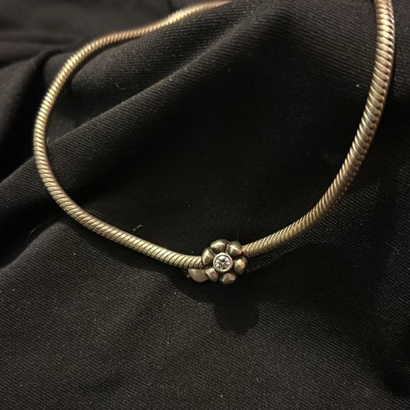 Pandora pearl and crystal charm - Picture 2 of 2